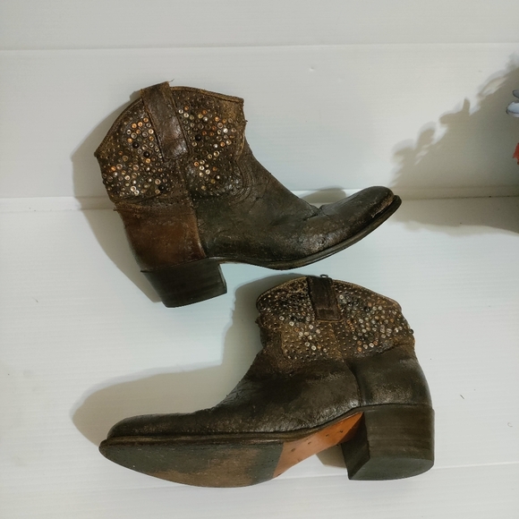 Frye Deborah Studded Boots - Picture 3 of 14